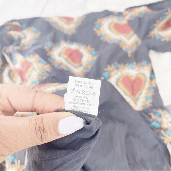 Rhode Piper  Blue Ebony Heart Print VNeck Long Puffed Sleeve‎ Size Large NEW - Picture 5 of 5